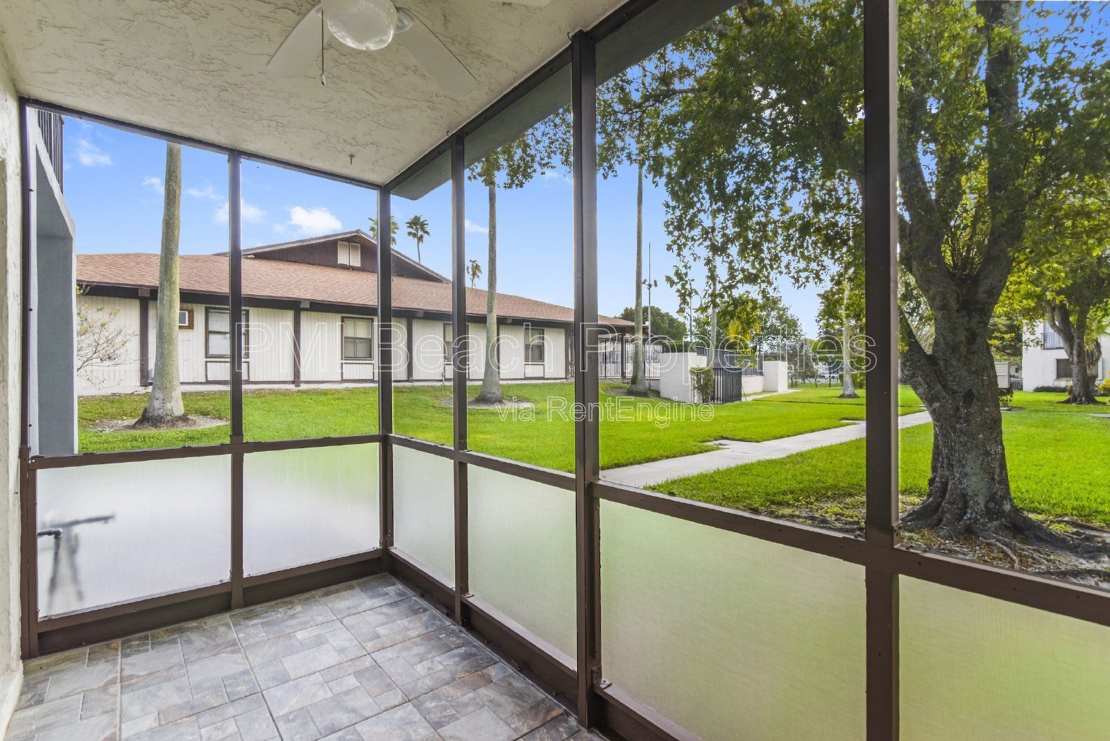 Welcome to this meticulously cared for 2 bedroom/2bath in the Laurels community. property image