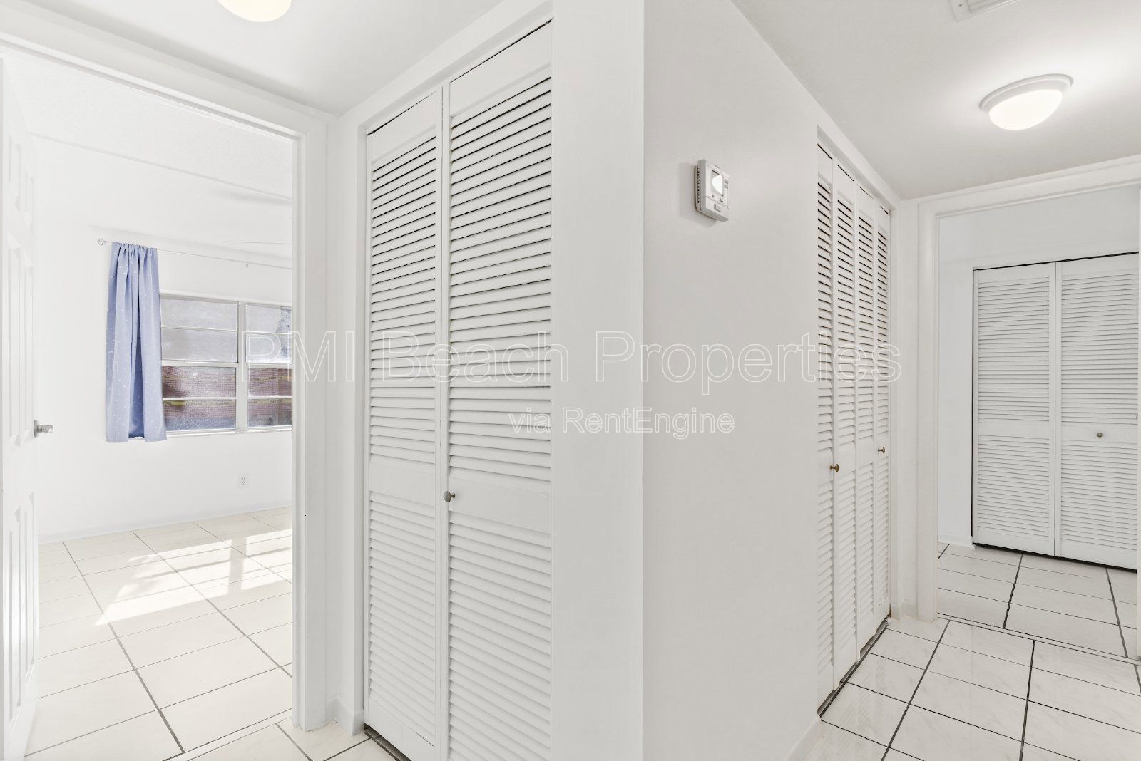 Welcome to this meticulously cared for 2 bedroom/2bath in the Laurels community. property image