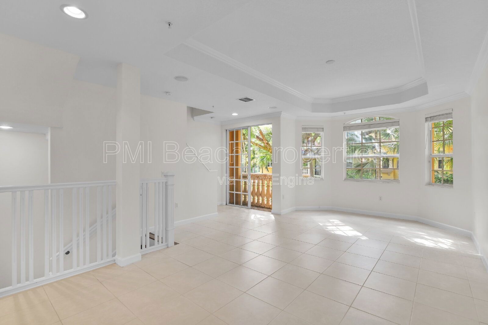 Beautiful 3 BR, 3.5 BA luxury townhome property image