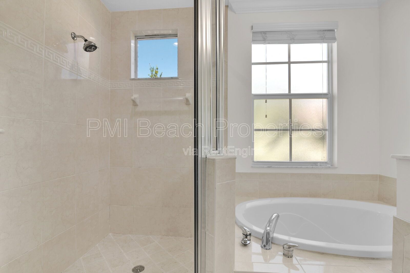 Beautiful 3 BR, 3.5 BA luxury townhome property image