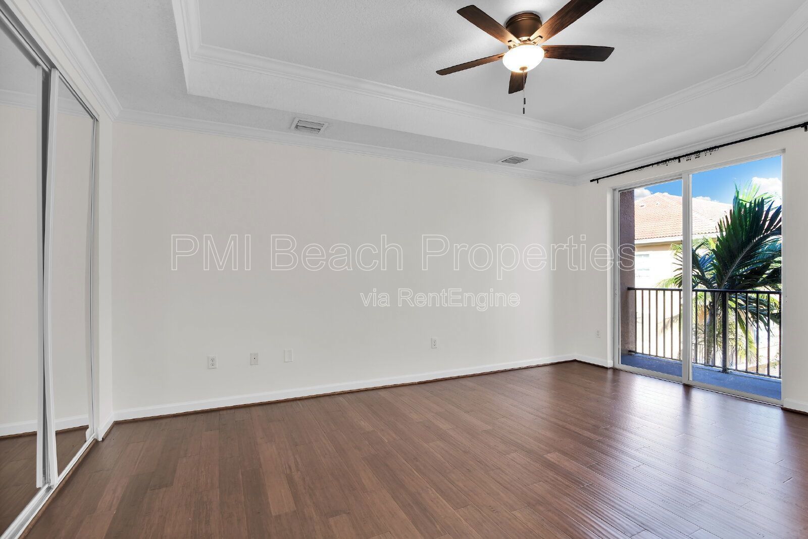 Beautiful 3 BR, 3.5 BA luxury townhome property image