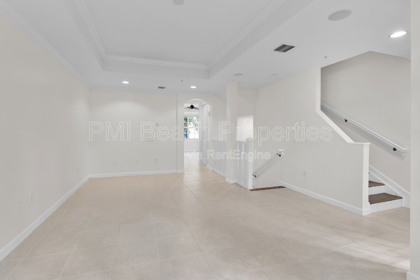 Beautiful 3 BR, 3.5 BA luxury townhome property image