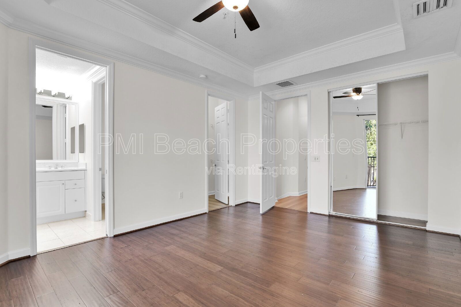 Beautiful 3 BR, 3.5 BA luxury townhome property image