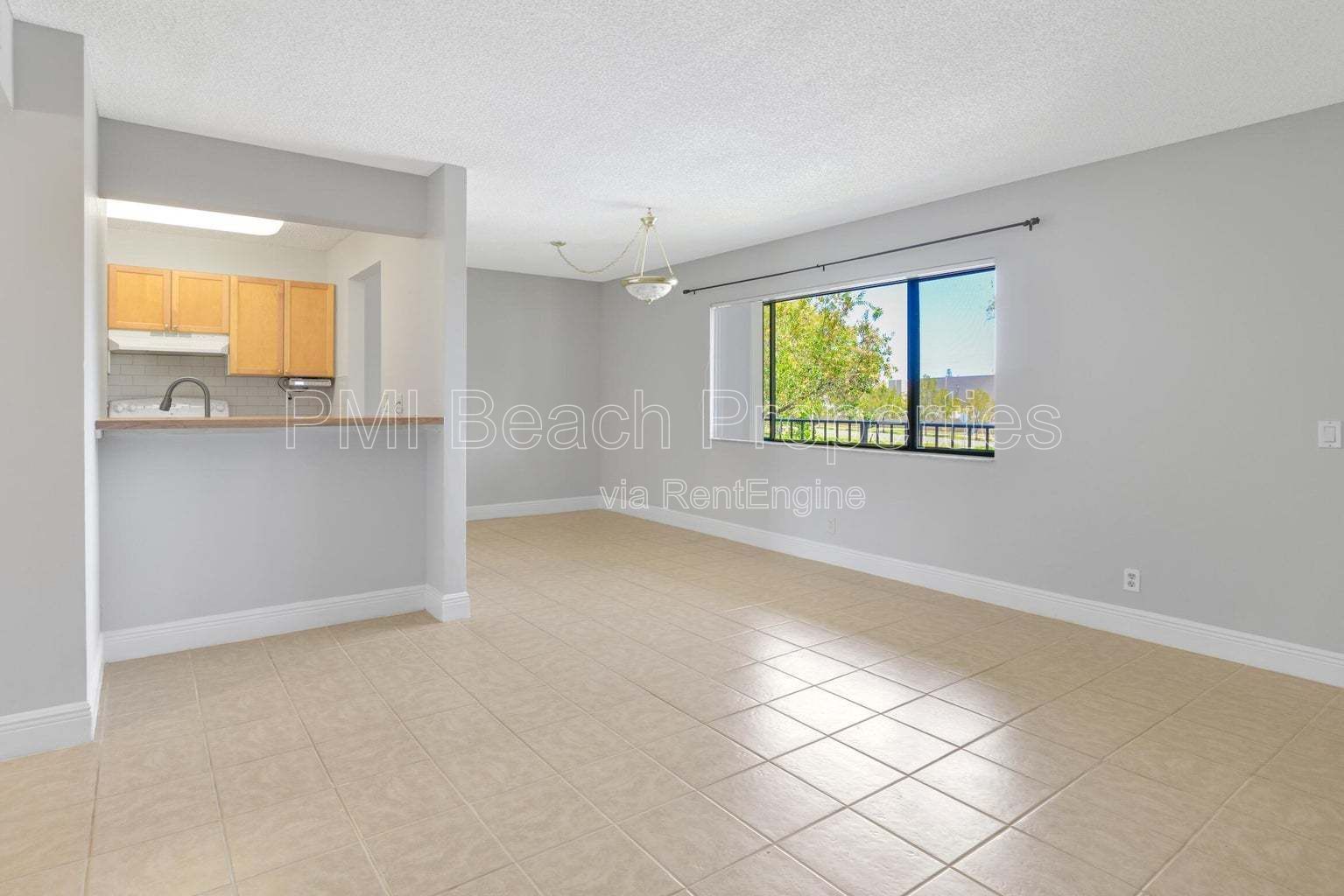 Welcome to this spacious and refreshed 2 Bed/2 Bath condo with an in unit washer and dryer, New Bathrooms and fresh paint throughout. property image