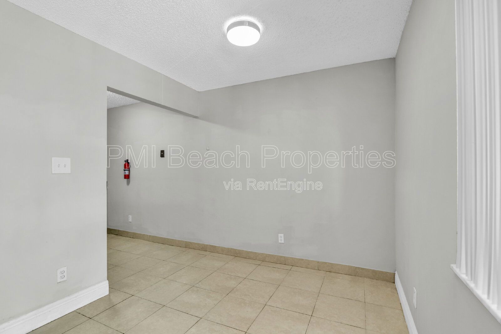 Welcome to this spacious and refreshed 2 Bed/2 Bath condo with an in unit washer and dryer, New Bathrooms and fresh paint throughout. property image