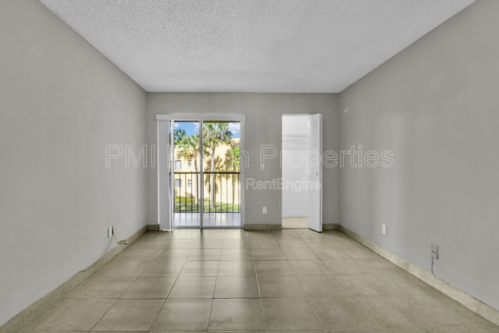 Welcome to this spacious and refreshed 2 Bed/2 Bath condo with an in unit washer and dryer, New Bathrooms and fresh paint throughout. property image