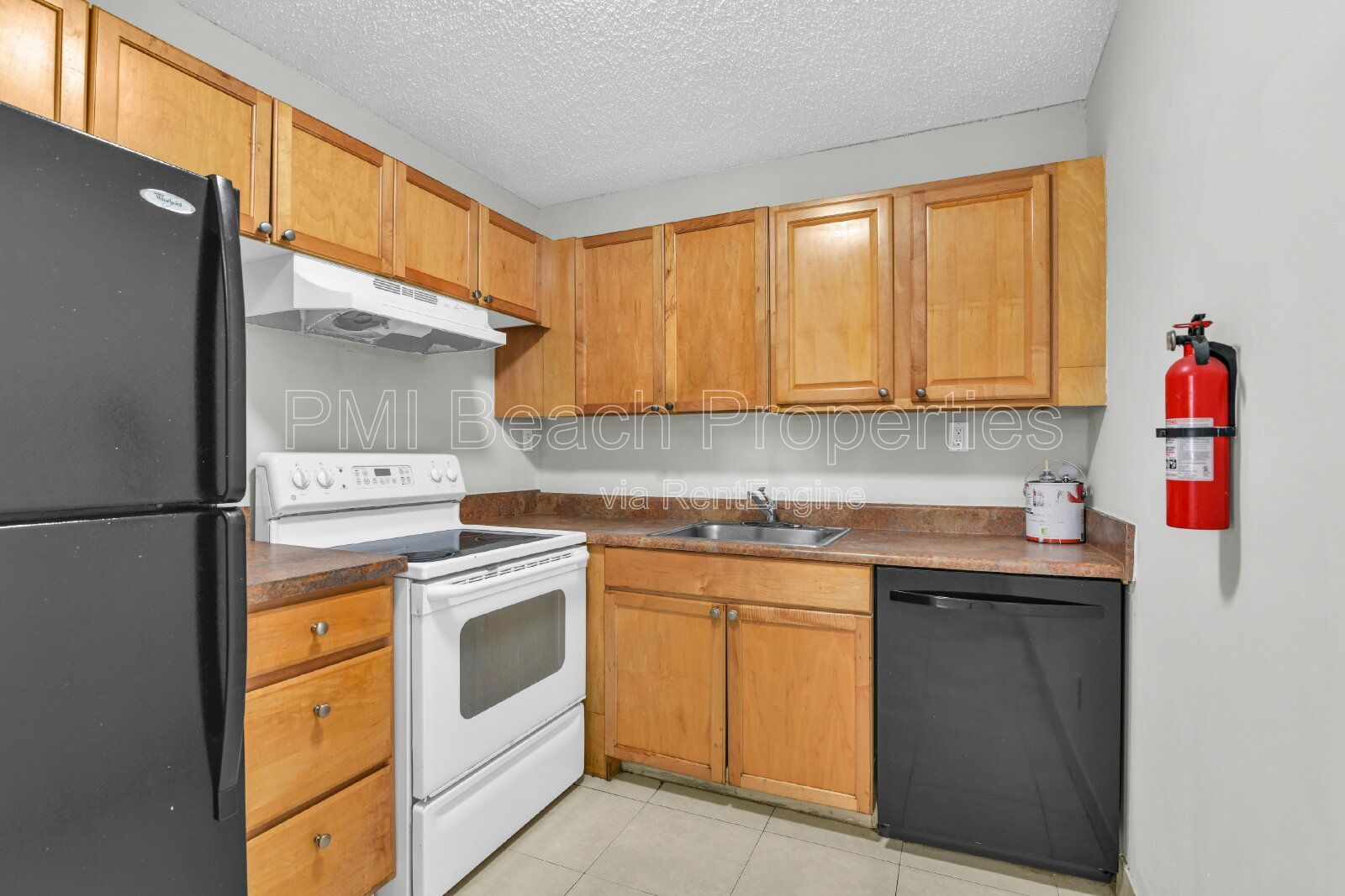 Welcome to this spacious and refreshed 2 Bed/2 Bath condo with an in unit washer and dryer, New Bathrooms and fresh paint throughout. property image