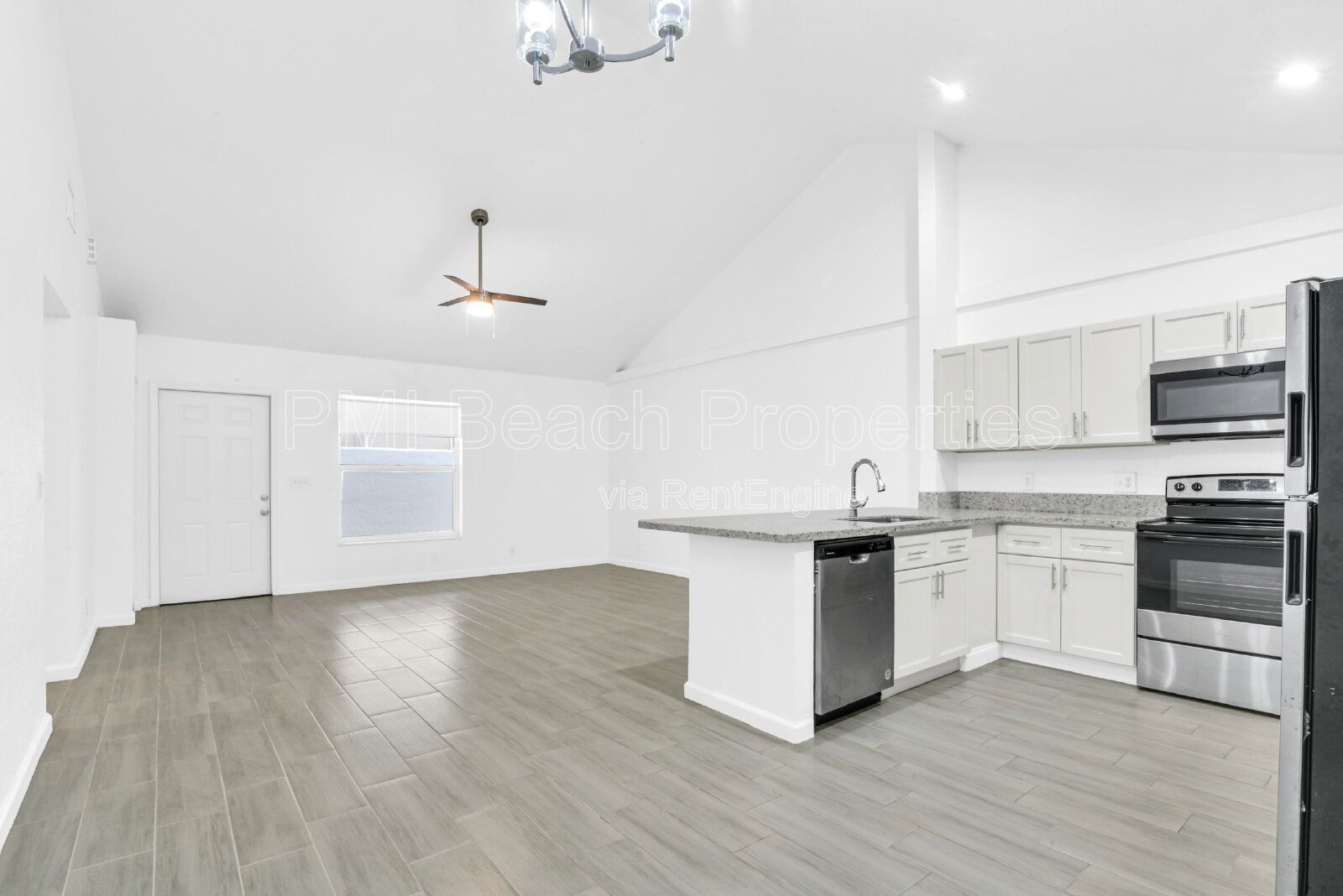 Spacious 4 Bedroom Townhouse in Wellington! property image