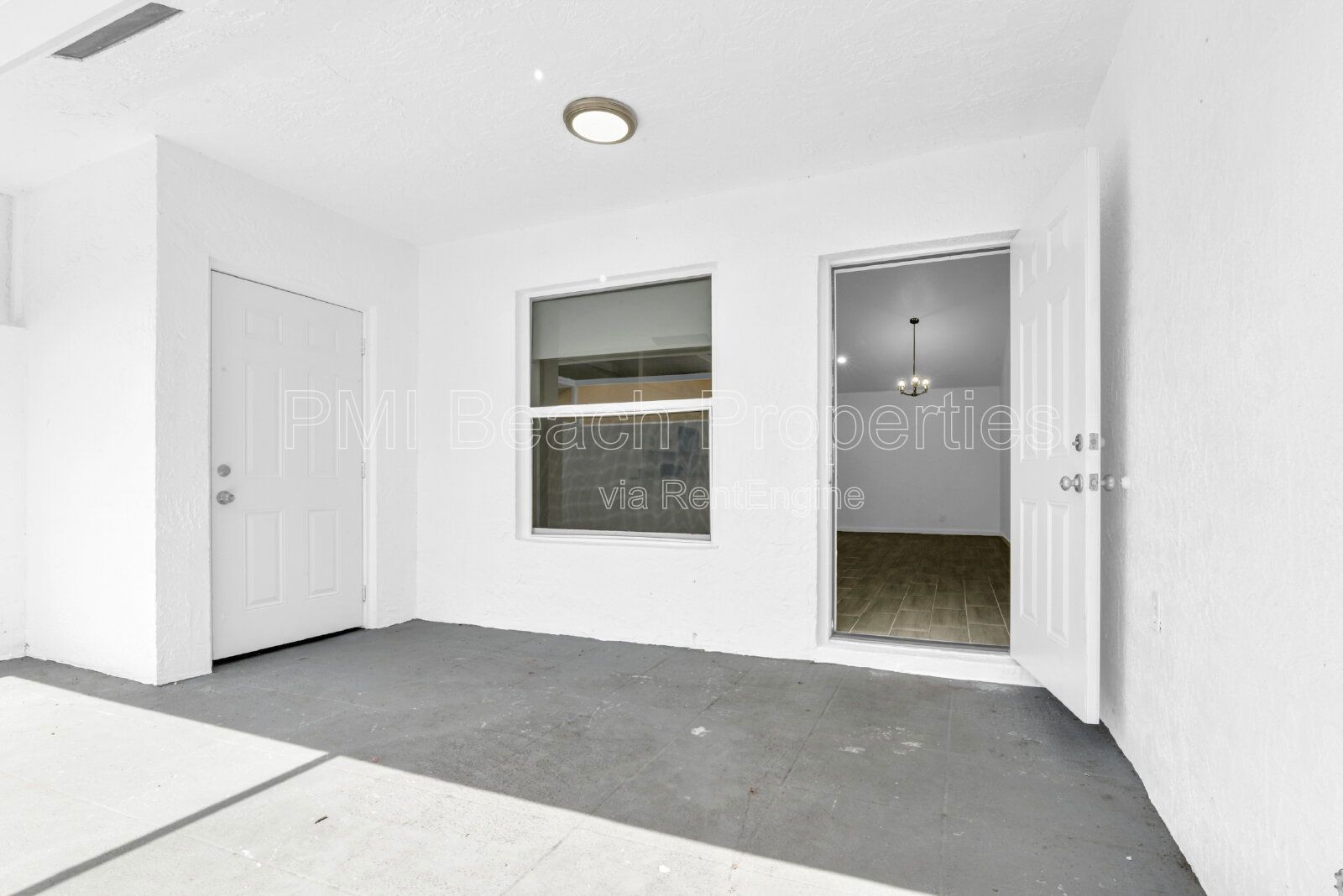 Spacious 4 Bedroom Townhouse in Wellington! property image