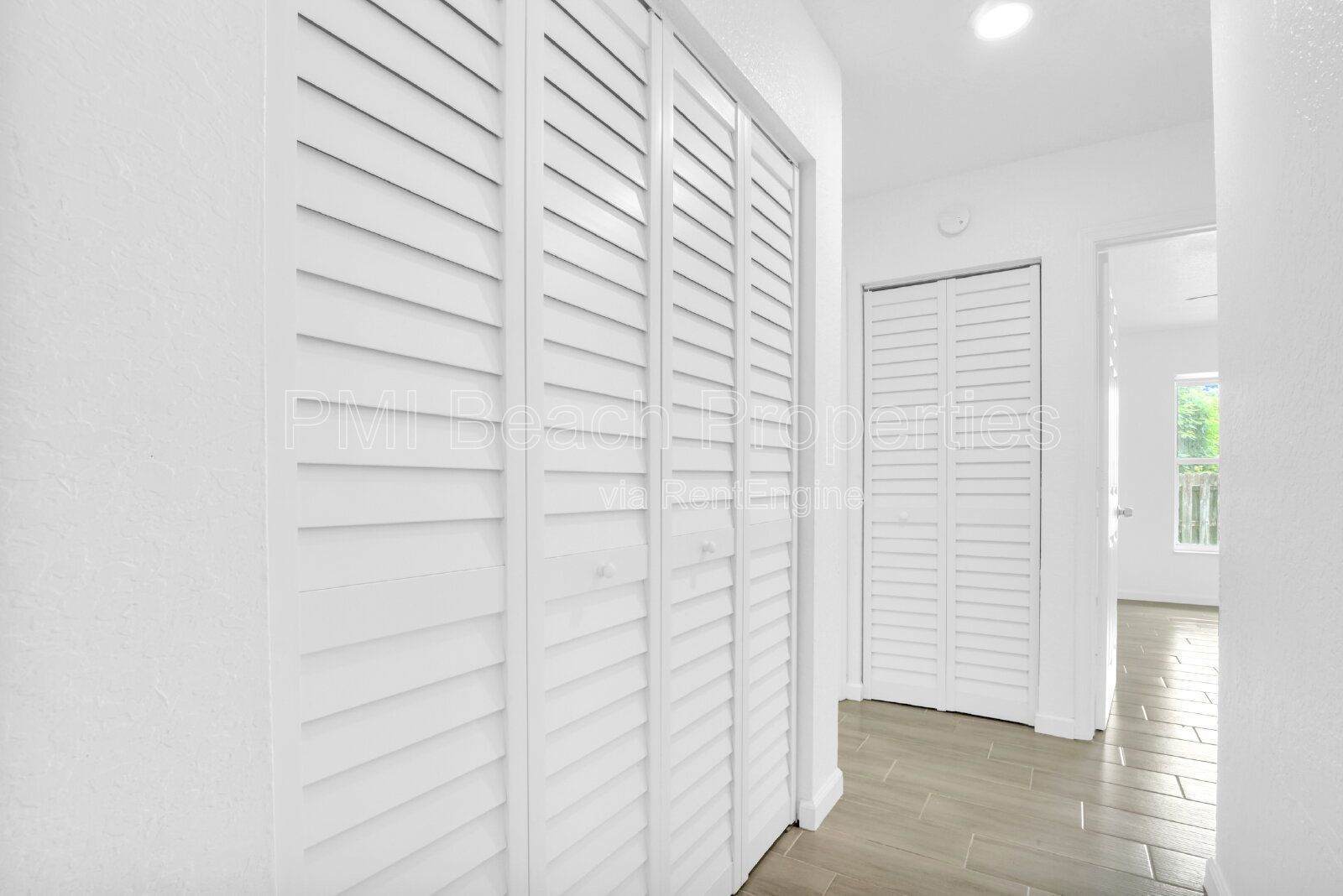 Spacious 4 Bedroom Townhouse in Wellington! property image