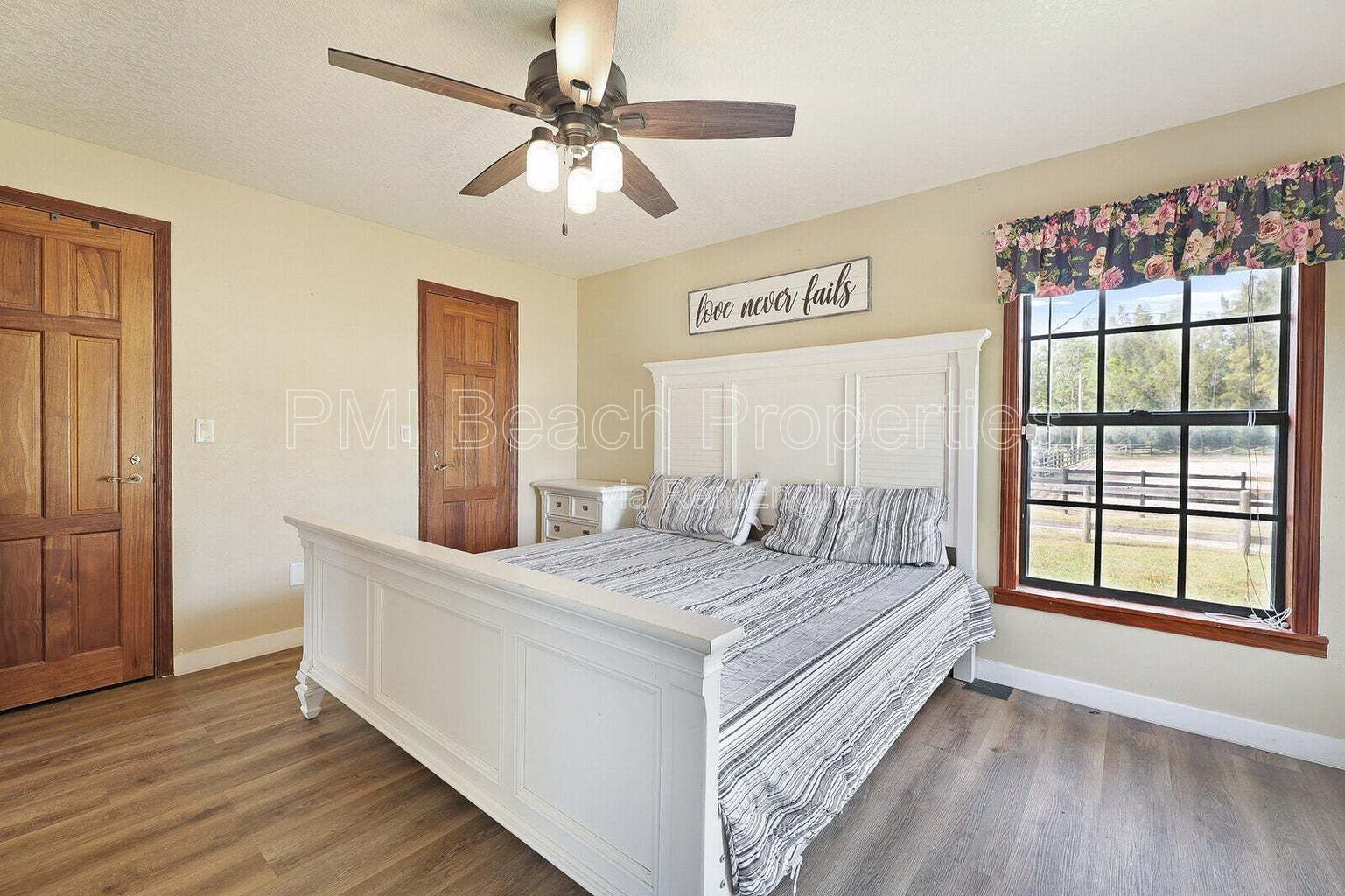 Rent just the home or rent the home and stalls (inquire for price on Home + Stalls). property image