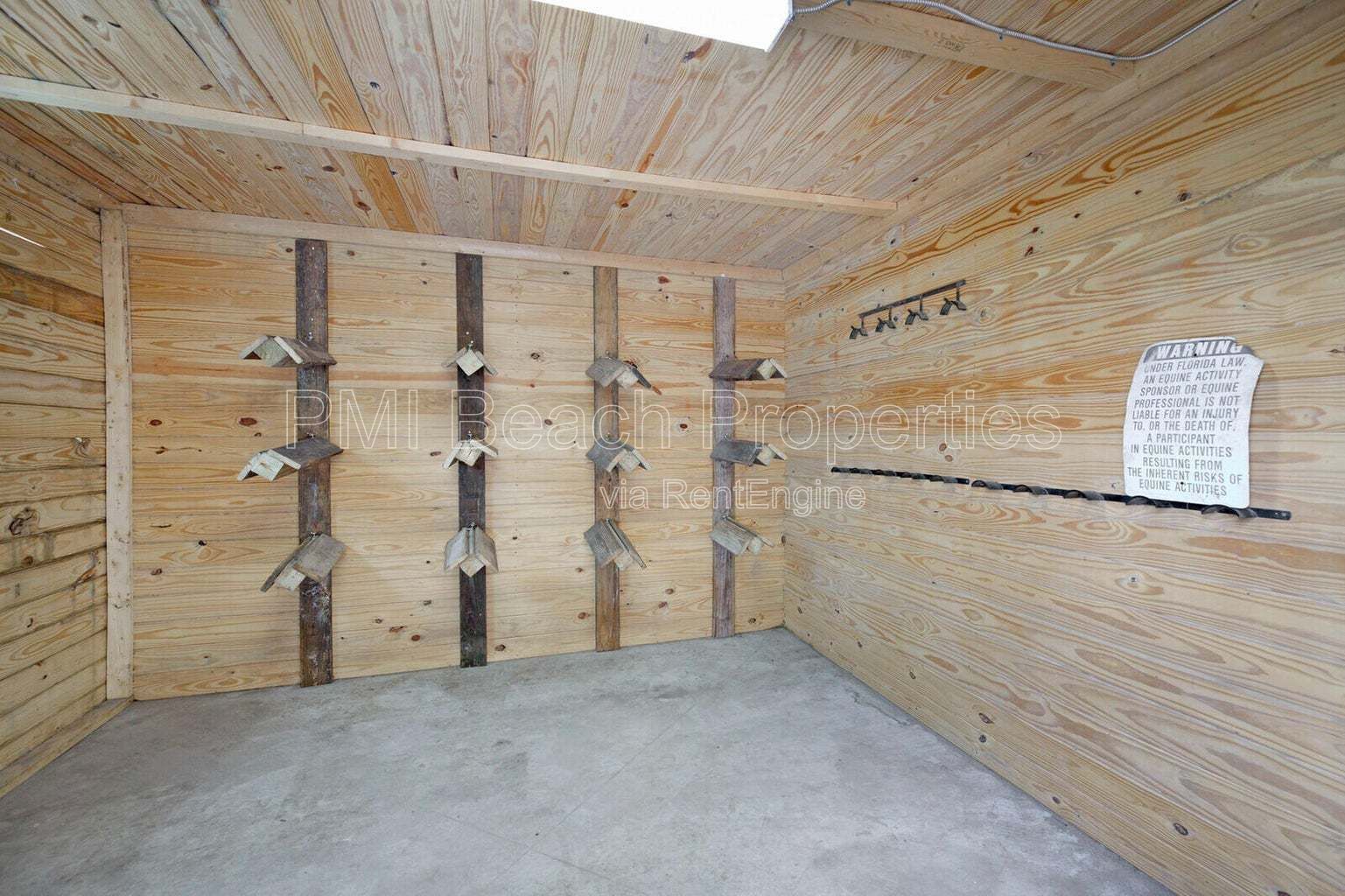 Rent just the home or rent the home and stalls (inquire for price on Home + Stalls). property image