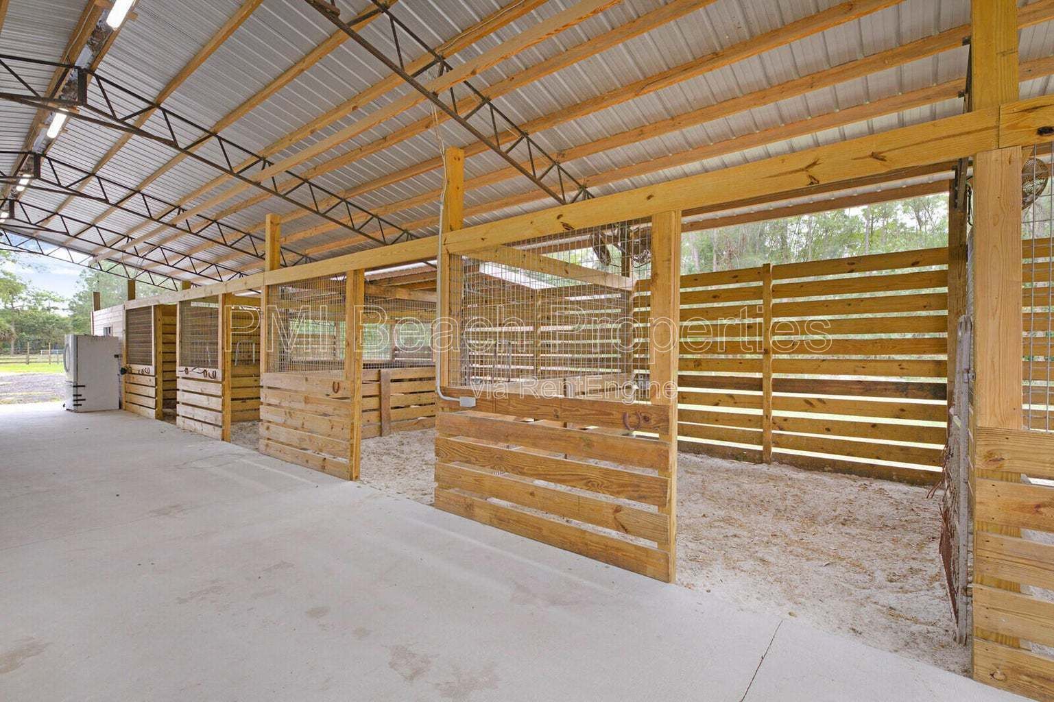 Rent just the home or rent the home and stalls (inquire for price on Home + Stalls). property image