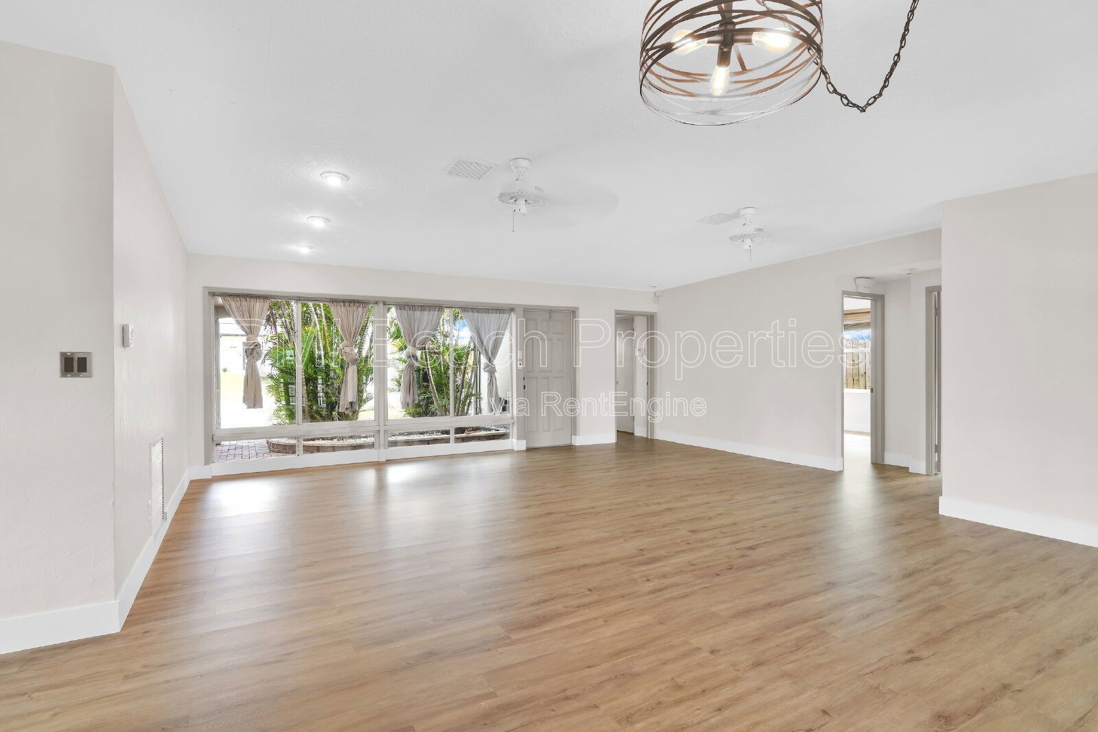 Canal front, Pool Home! property image