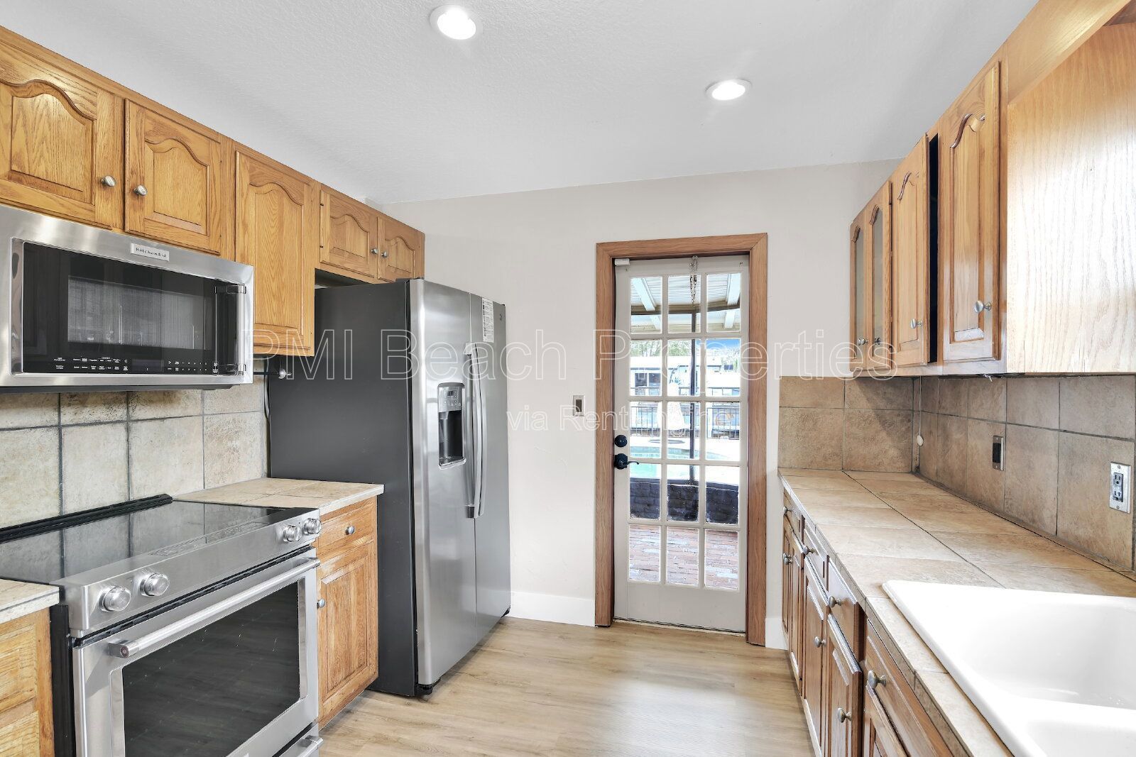 Canal front, Pool Home! property image