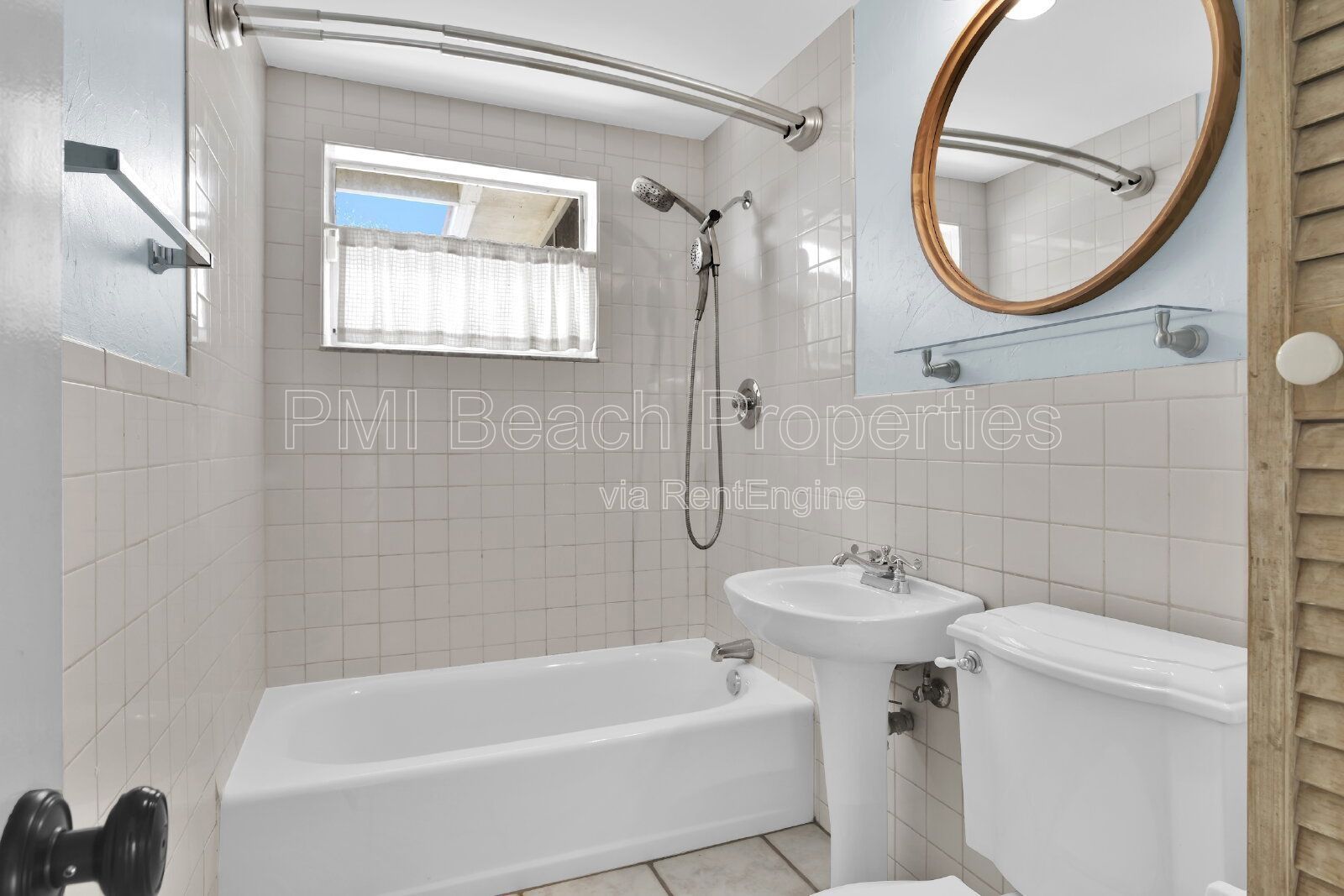 Canal front, Pool Home! property image