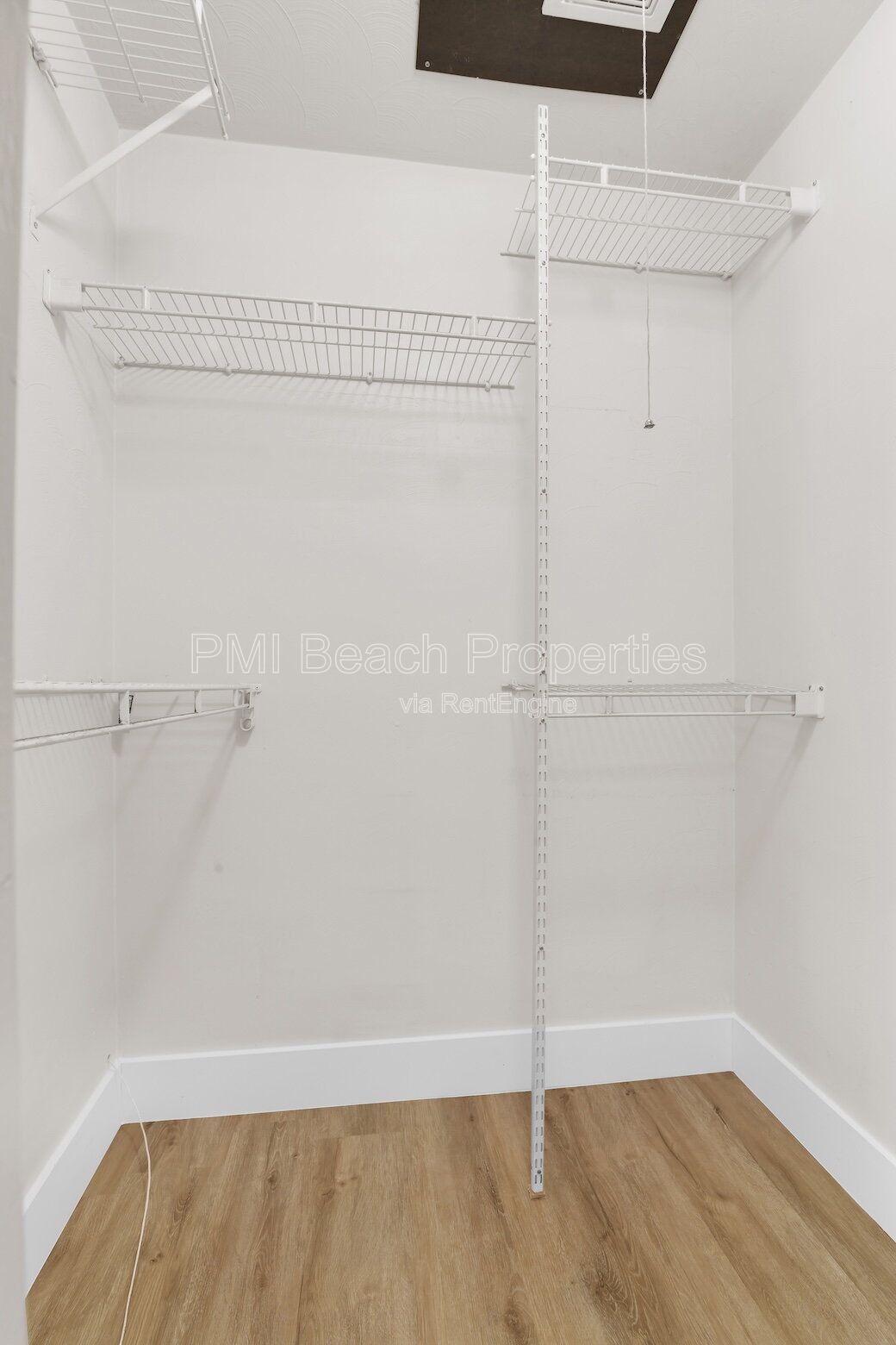 Canal front, Pool Home! property image