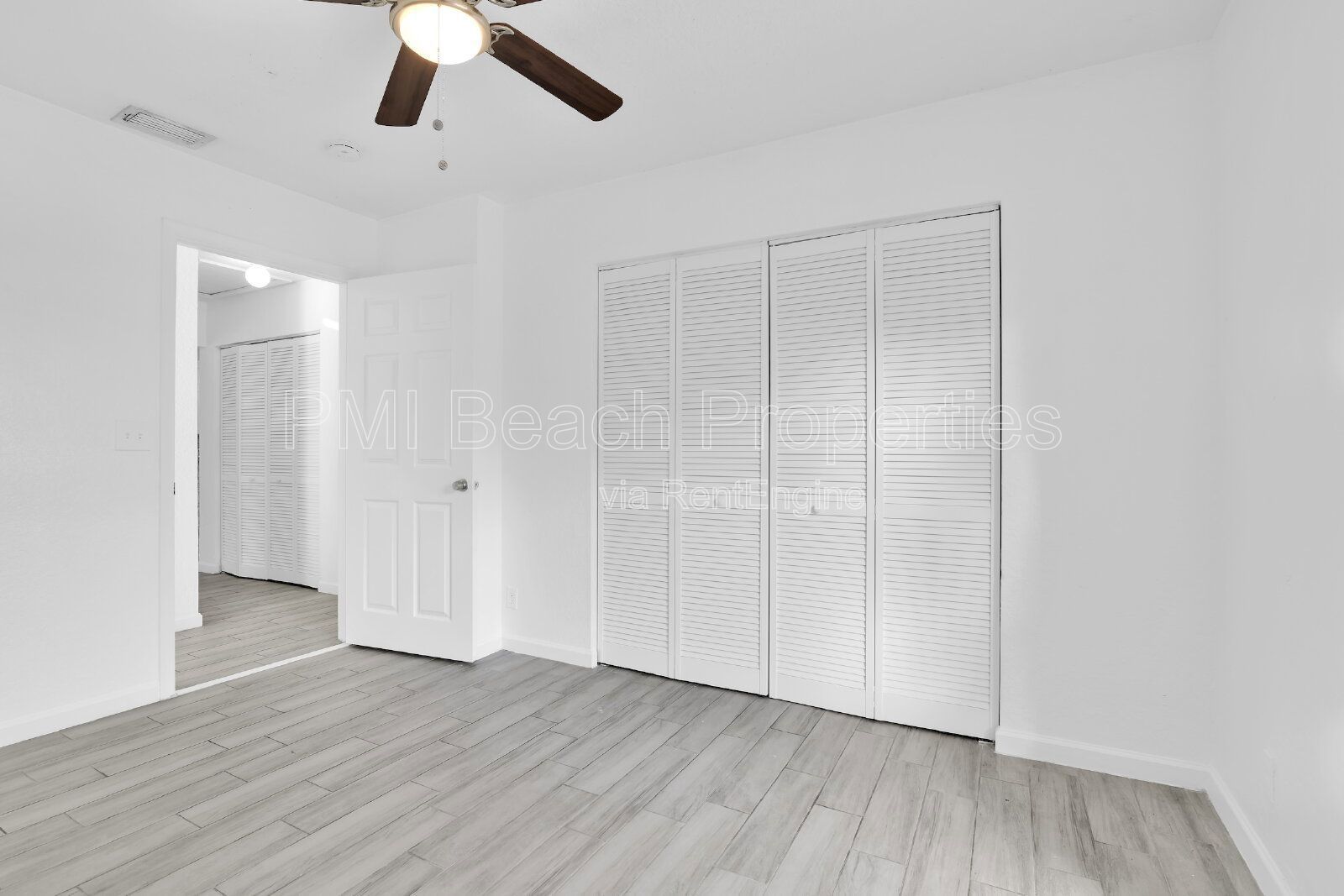 Spacious 4 Bed/ 2bathroom Townhouse in Wellington! property image