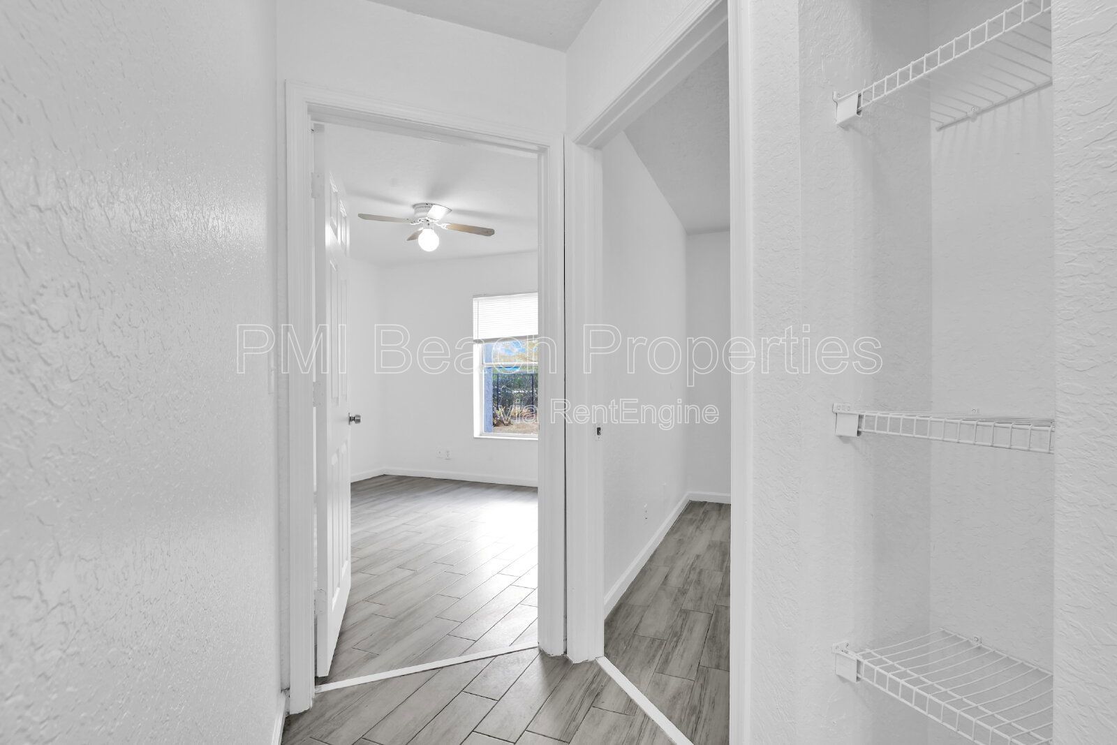 Spacious 4 Bed/ 2bathroom Townhouse in Wellington! property image