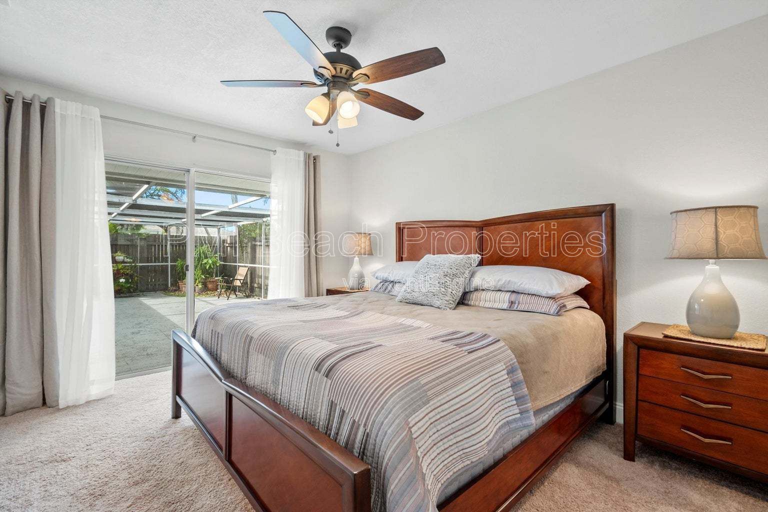Welcome Home! This 2 bedroom 1.5 bath condo has been beautifully updated and comes fully furnished. property image