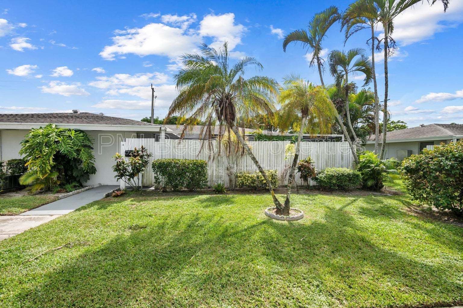 Welcome Home! This 2 bedroom 1.5 bath condo has been beautifully updated and comes fully furnished. property image