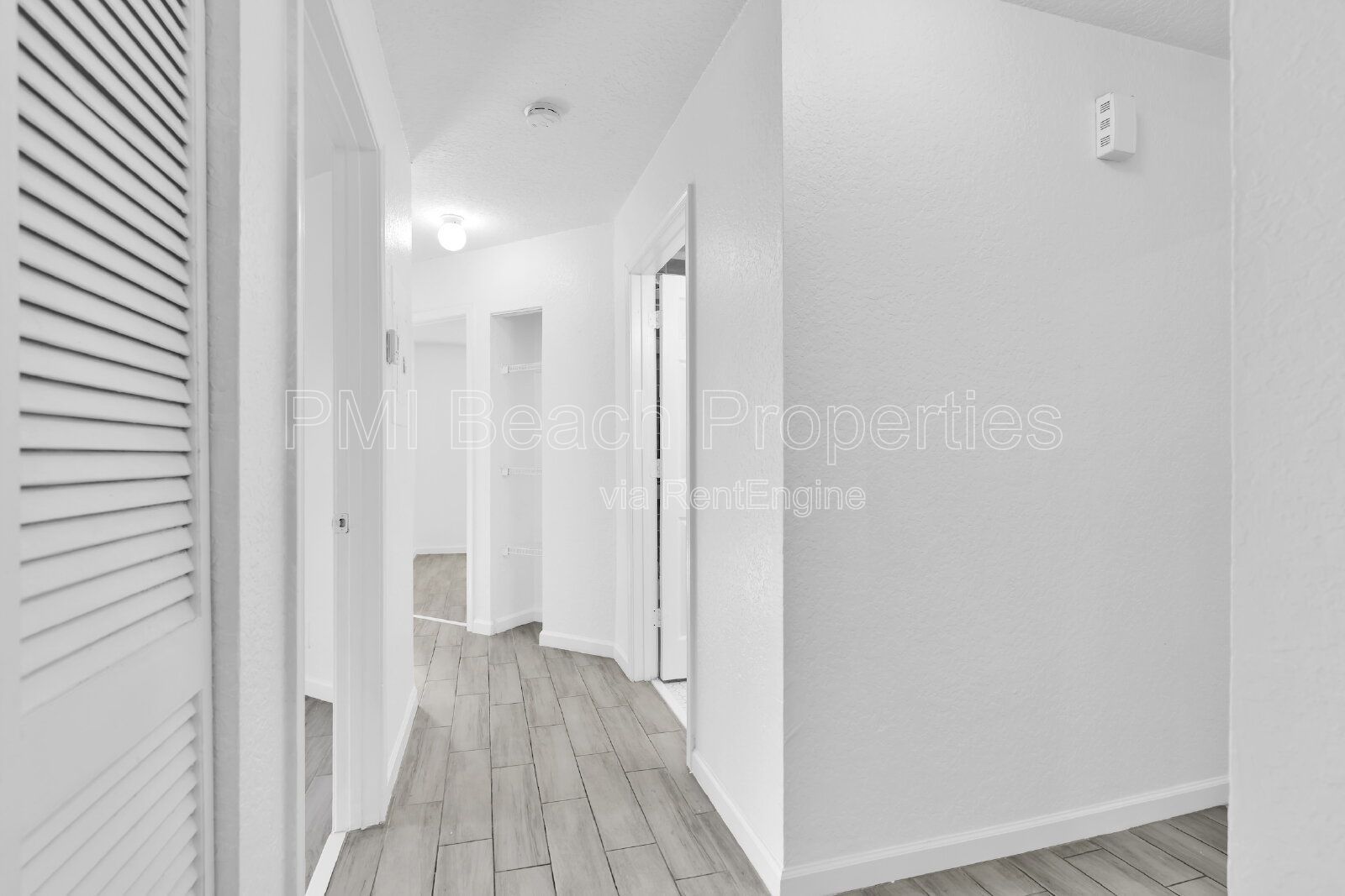 Spacious 4 Bedroom Townhouse in Wellington! property image