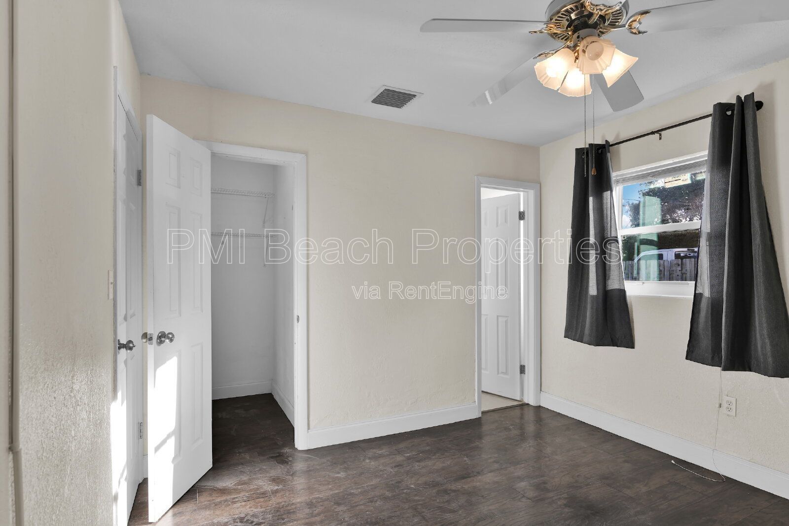 4 Bed/ 2 Bath home in Lake Worth! property image