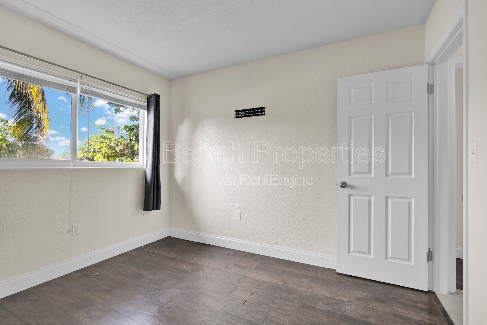 4 Bed/ 2 Bath home in Lake Worth! property image