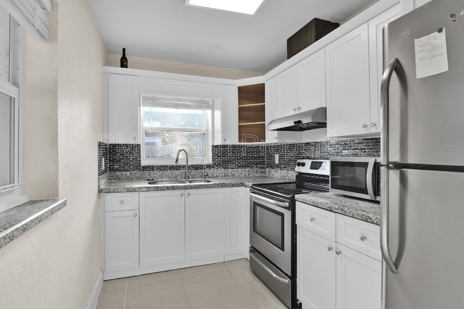 4 Bed/ 2 Bath home in Lake Worth! property image
