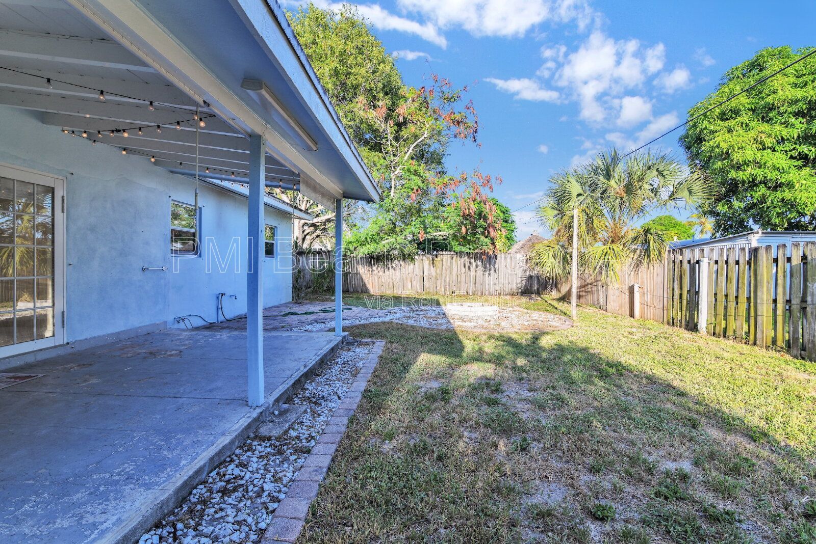 4 Bed/ 2 Bath home in Lake Worth! property image