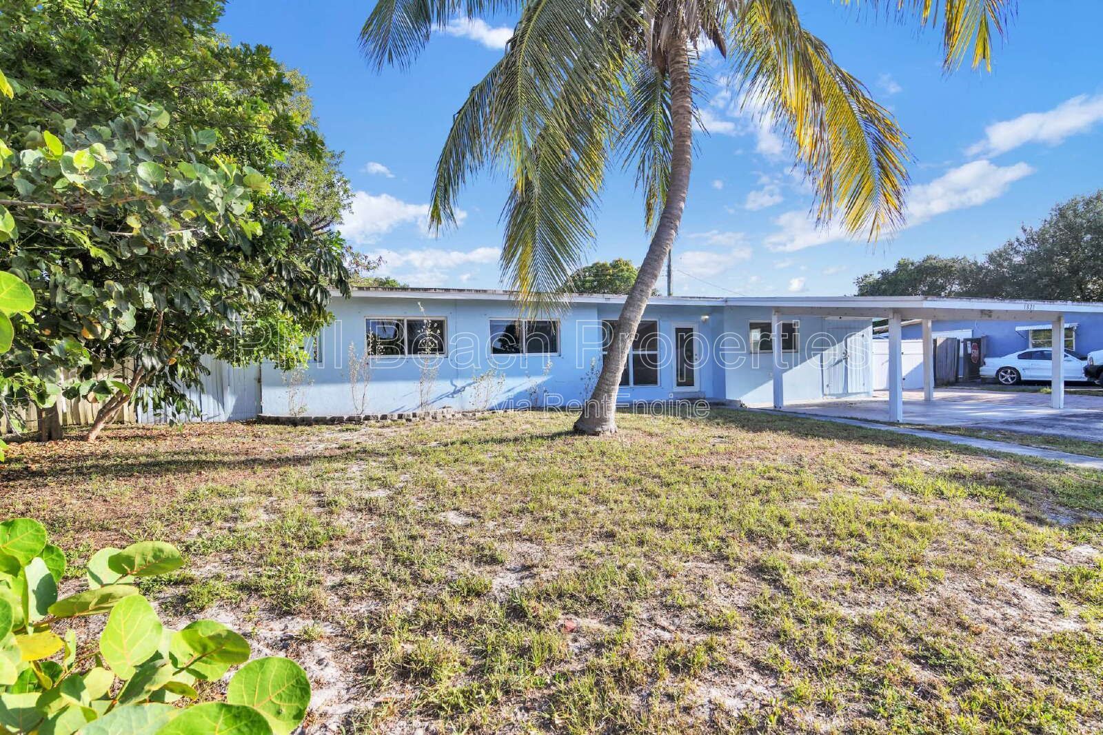 4 Bed/ 2 Bath home in Lake Worth! property image