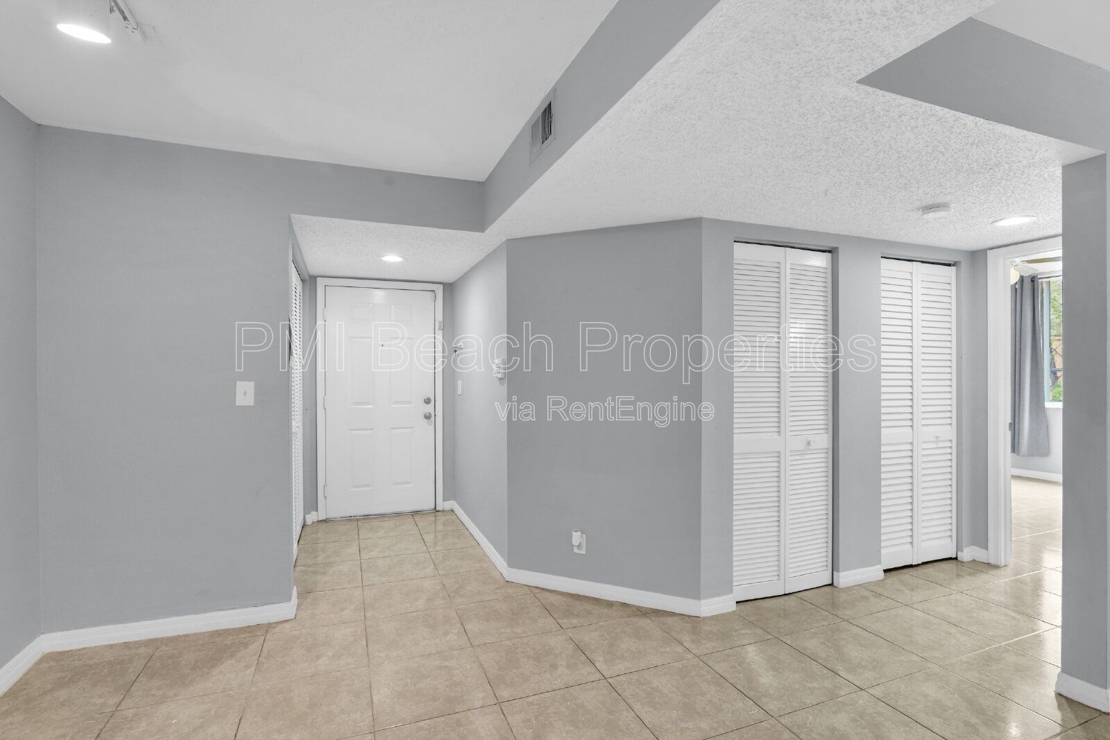 Spacious 2 Bedroom with Split Floorplan property image