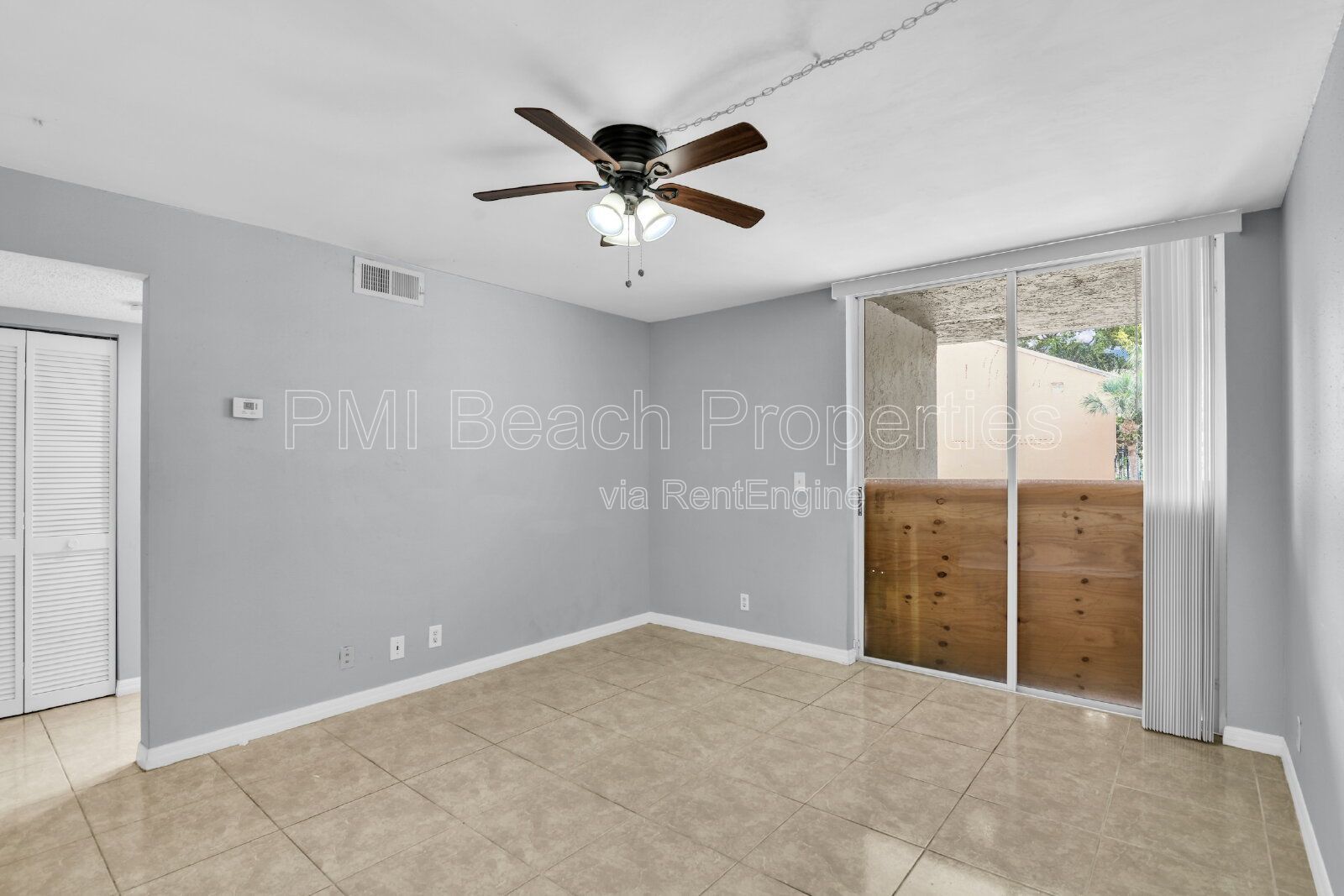 Spacious 2 Bedroom with Split Floorplan property image