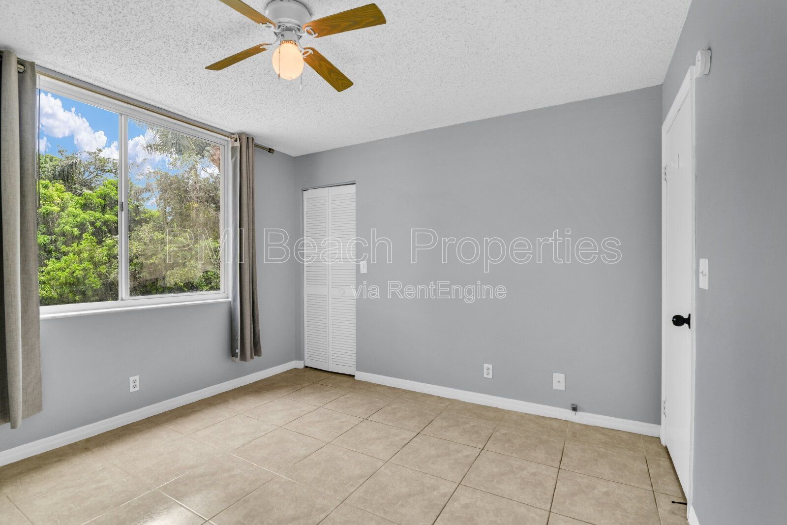 Spacious 2 Bedroom with Split Floorplan property image