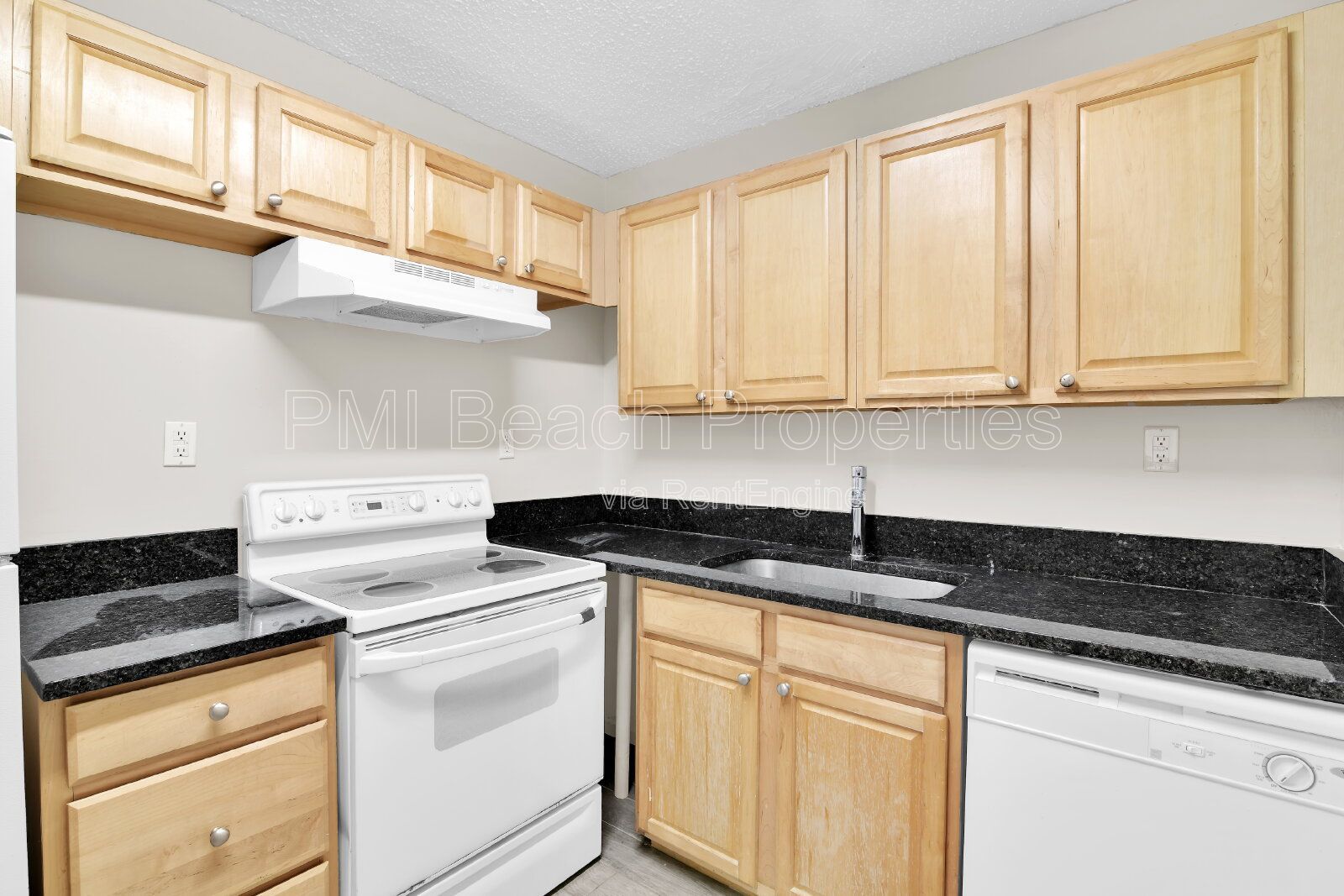 Spacious and refreshed 2 Bed/2 Bath condo property image