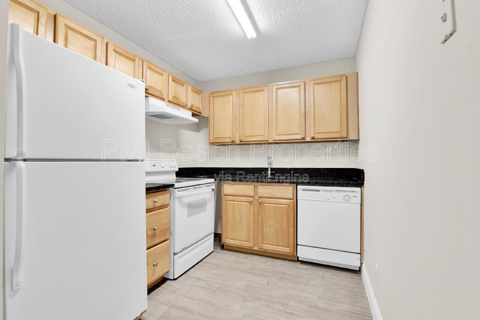 Spacious and refreshed 2 Bed/2 Bath condo property image