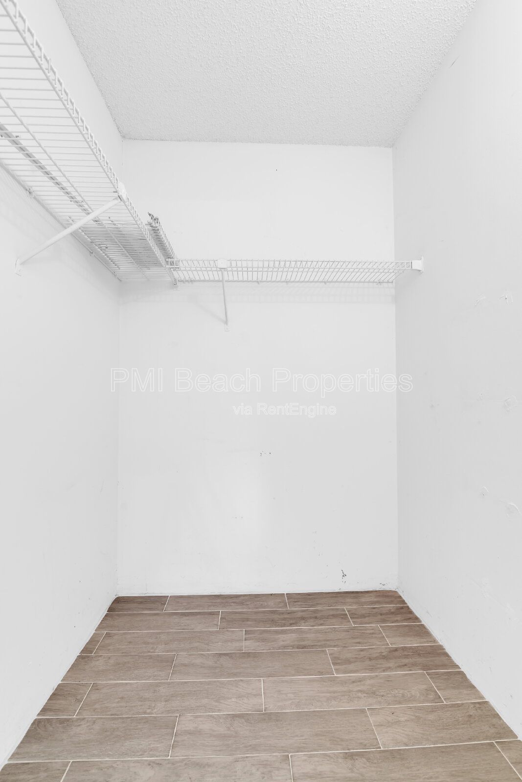 Spacious and refreshed 2 Bed/2 Bath condo property image