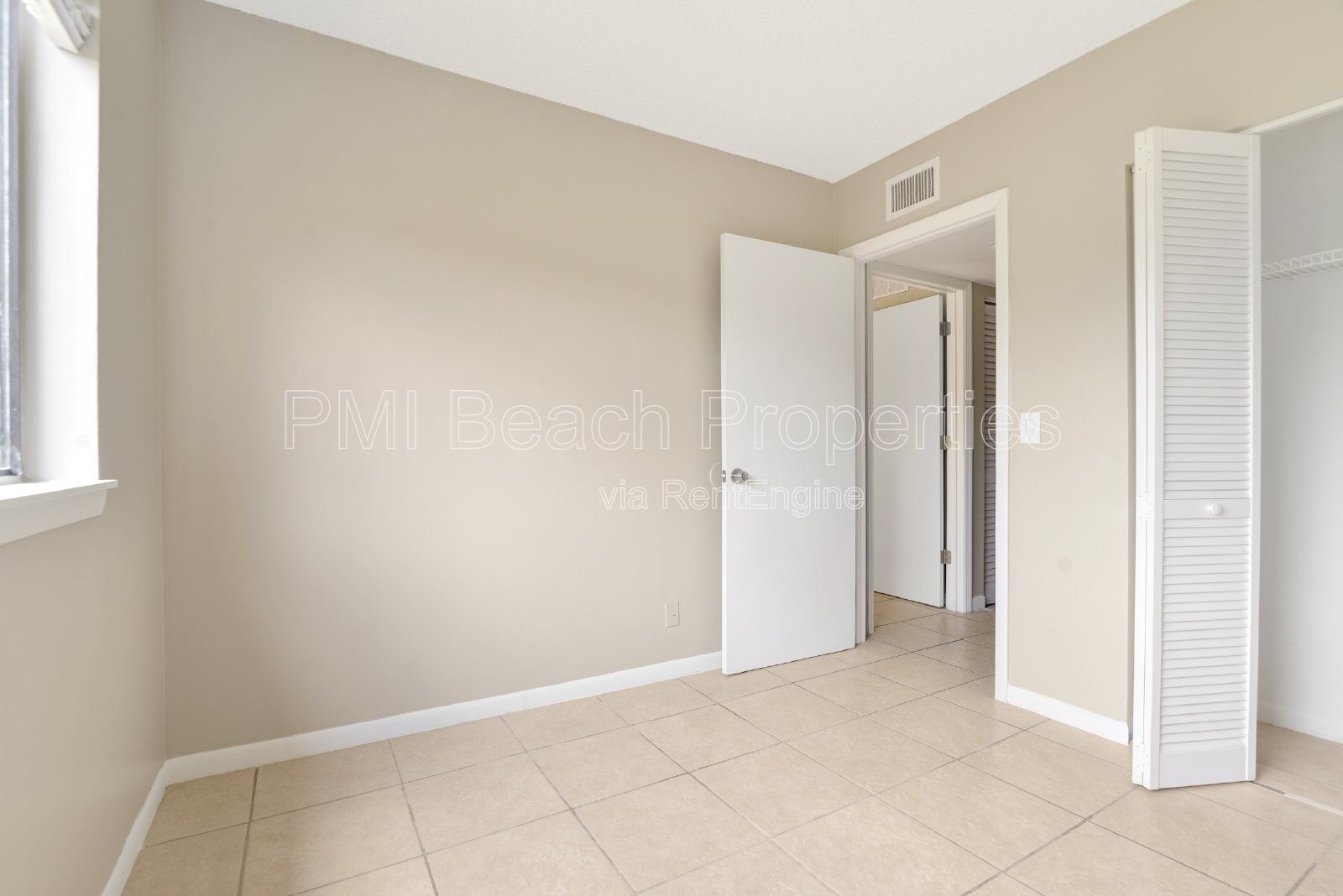 Completely Refreshed 2 Bedroom/2 Bath unit! property image