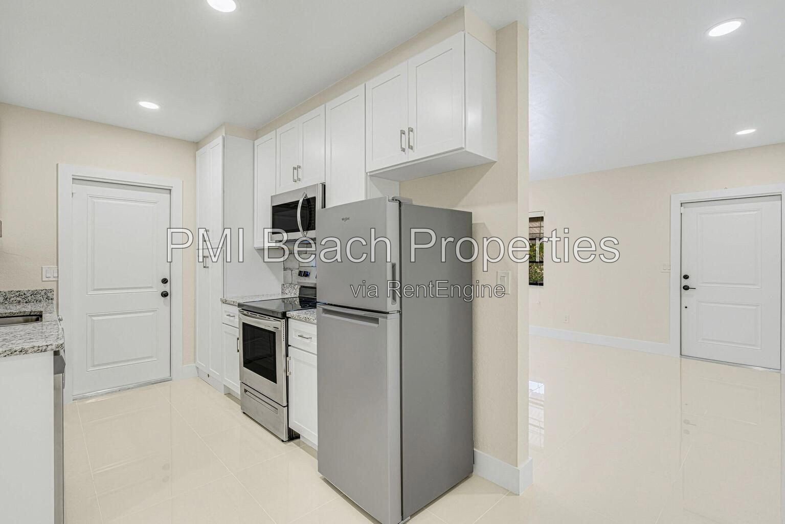 Welcome to Lake Worth Beach Living at its BEST! This stunning 1/1 has been completely renovated and is a show stopper. property image