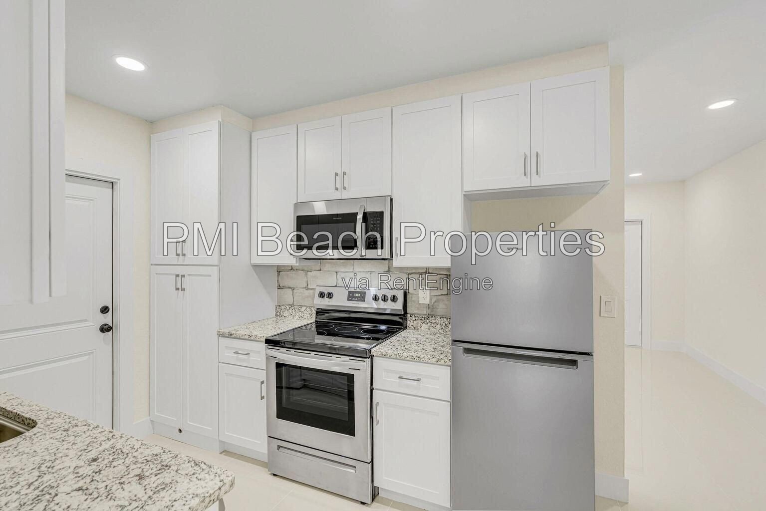 Welcome to Lake Worth Beach Living at its BEST! This stunning 1/1 has been completely renovated and is a show stopper. property image