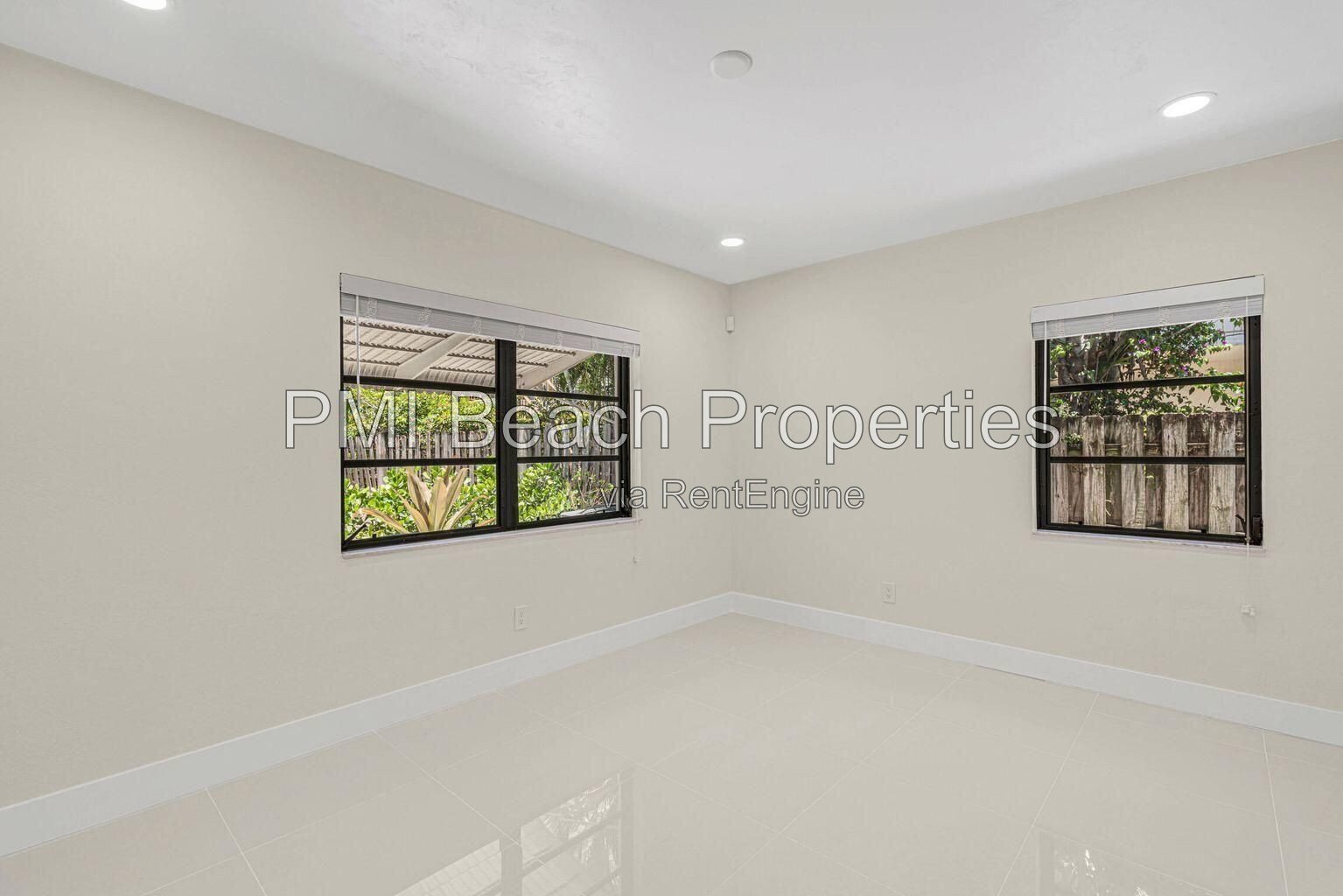Welcome to Lake Worth Beach Living at its BEST! This stunning 1/1 has been completely renovated and is a show stopper. property image
